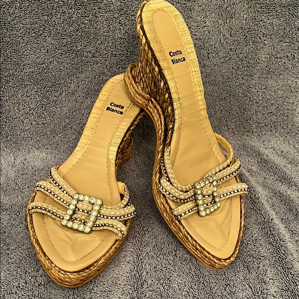 Costa Blanca Tan Wedge Shoes with Elegant Design